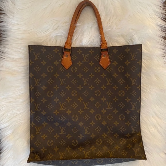 Louis Vuitton Handbags - 💕SOLD💕 Louis Vuitton Vintage Sac Plat